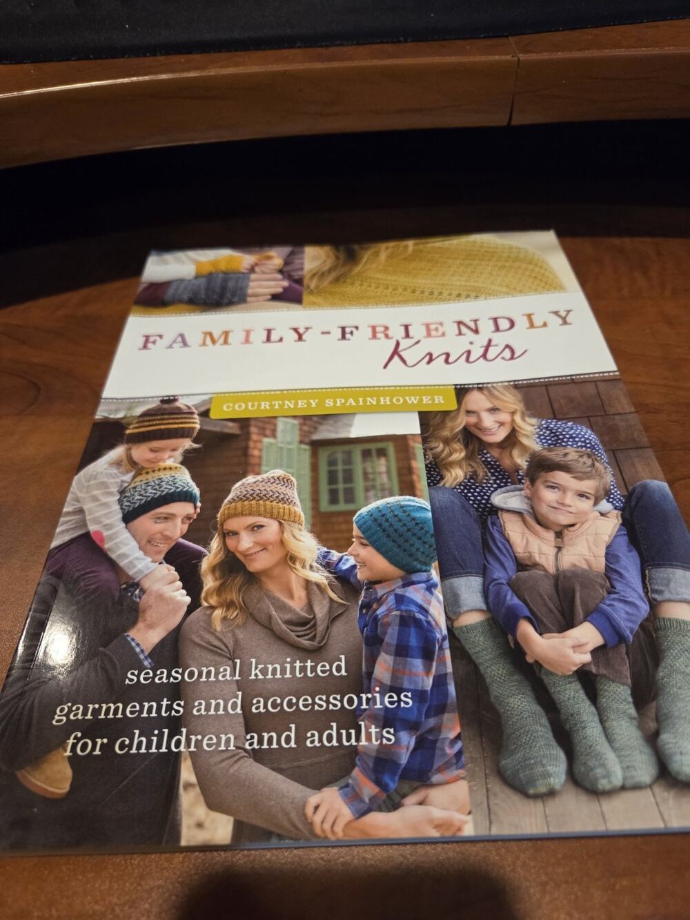 Family Friendly Knits by C. Spainhower (2015, Trade Paperback)